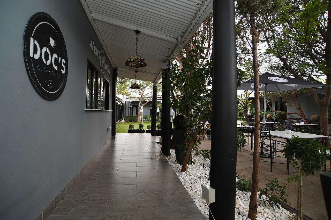 Halfway House Hotel Kimberley Exterior photo