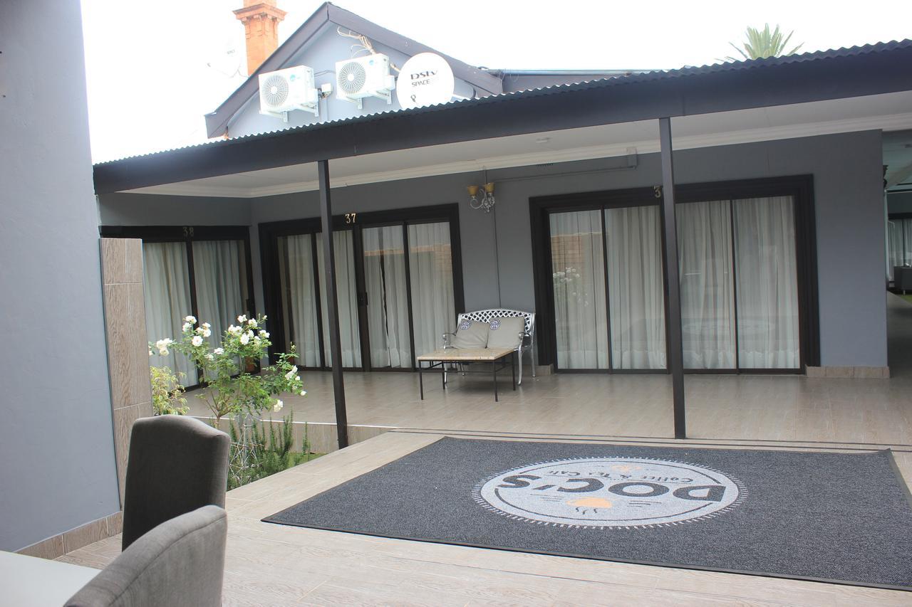 Halfway House Hotel Kimberley Exterior photo
